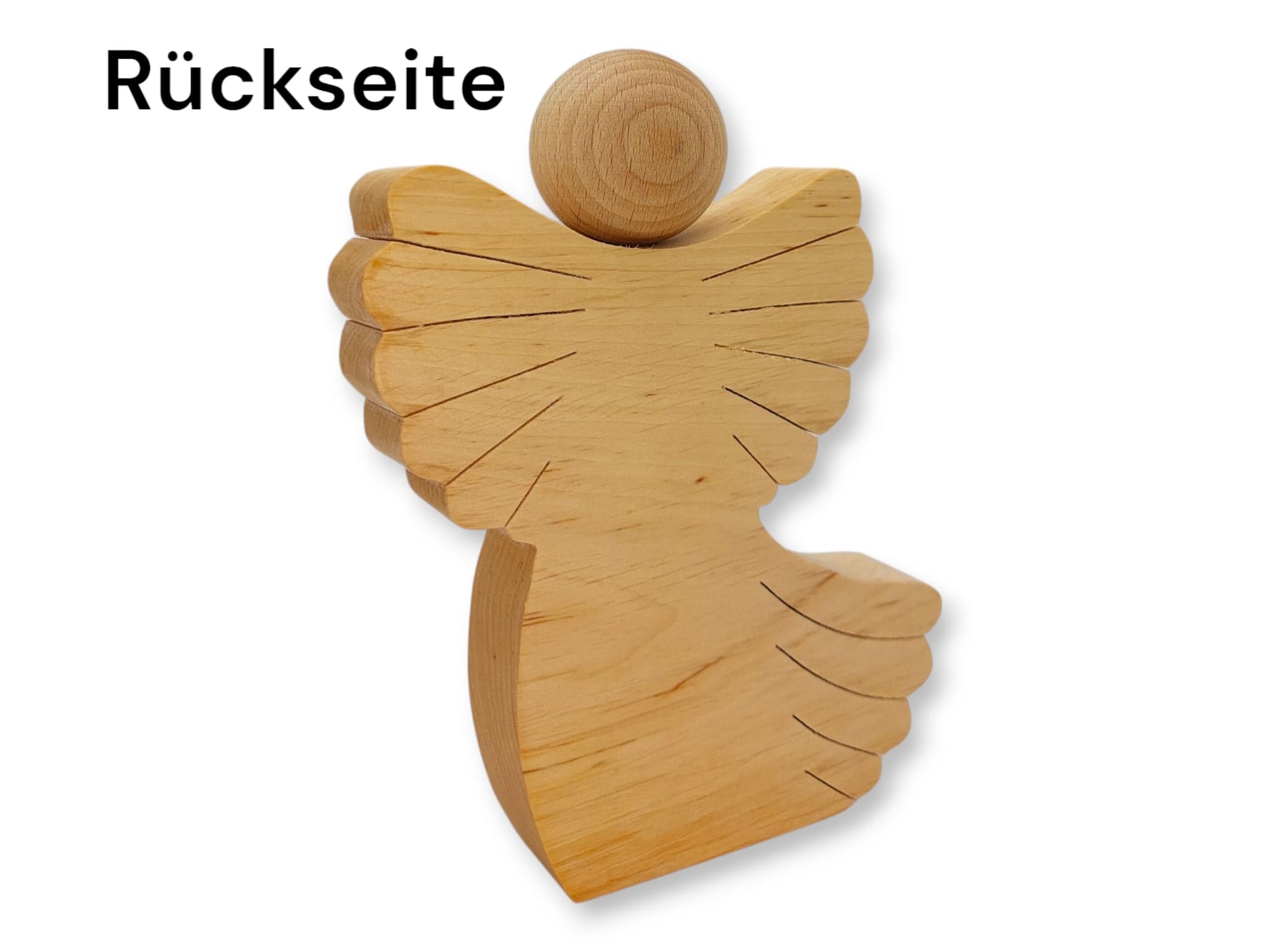 Engel aus Holz mit Gravur
