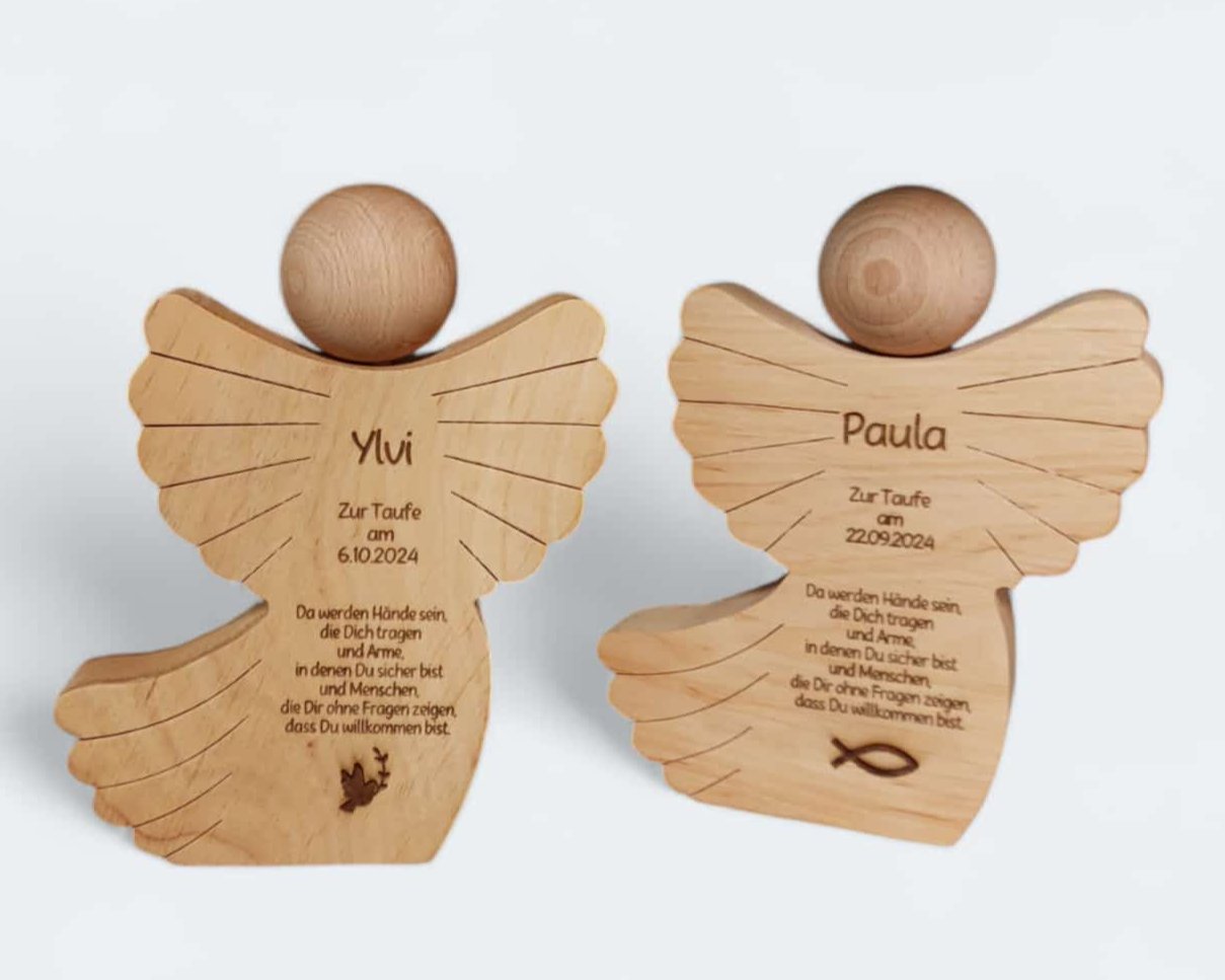 Engel aus Holz mit Gravur