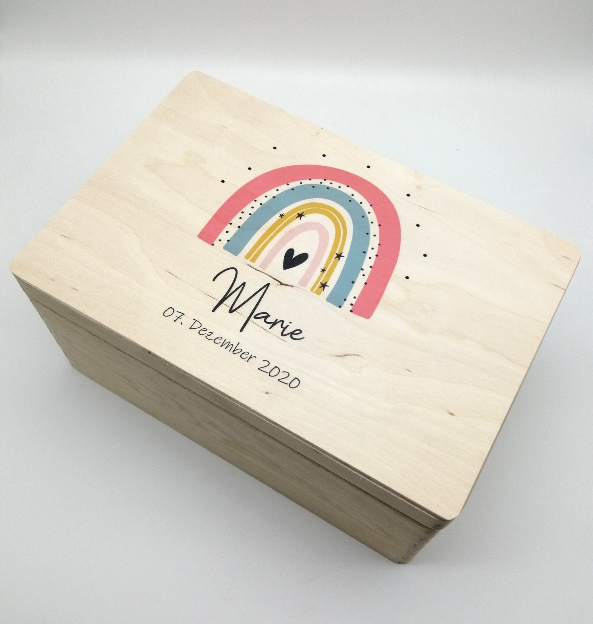 Erinnerungskiste Baby mit Namen "Regenbogen rosa" Geburtsdatum Erinnerungsbox für Kinder