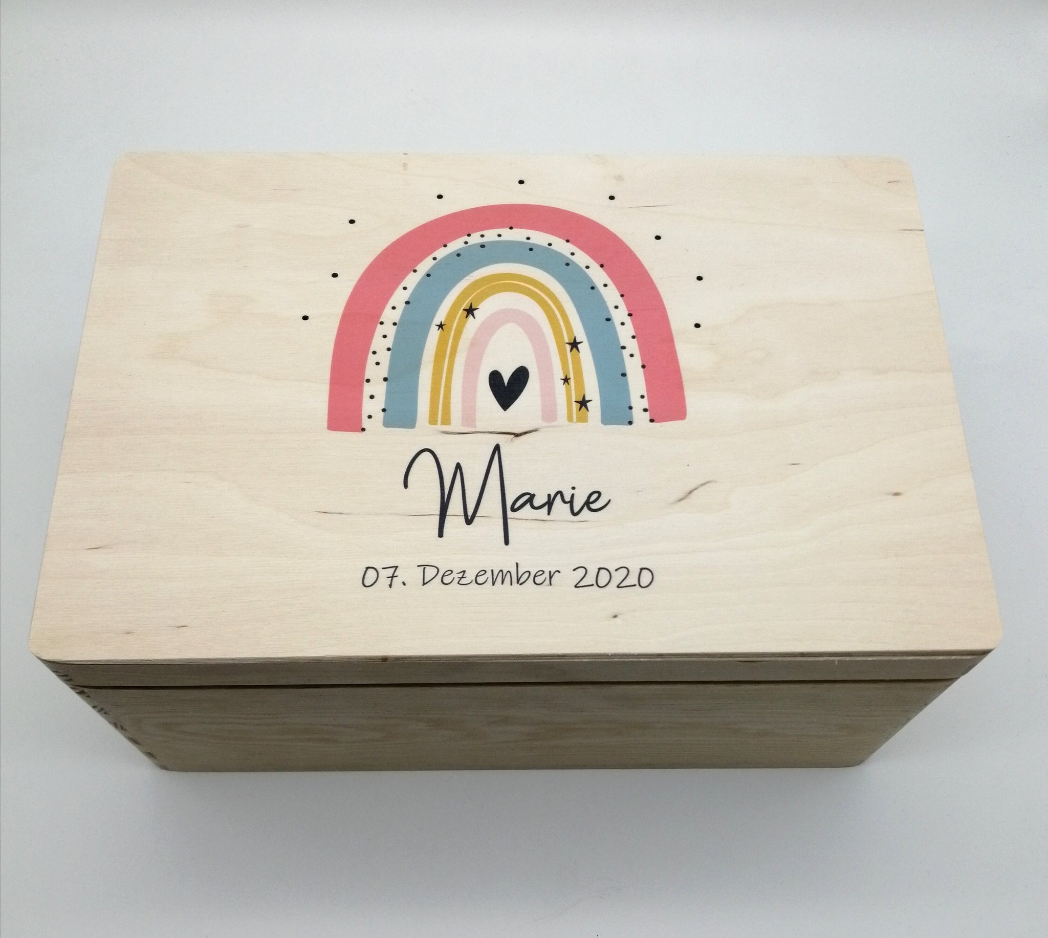 Erinnerungskiste Baby mit Namen "Regenbogen rosa" Geburtsdatum Erinnerungsbox für Kinder