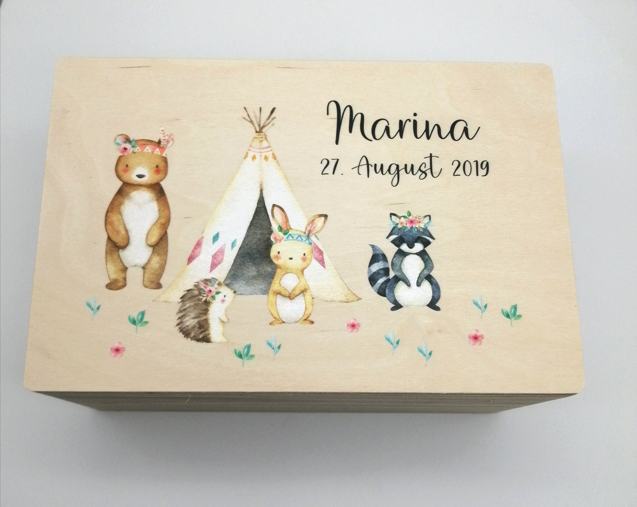 Erinnerungskiste Baby mit Namen "Boho Waldtiere" Geburtsdatum Erinnerungsbox für Kinder