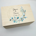 Erinnerungskiste Hochzeit mit Namen "Blumenkranz" Hochzeitsdatum Erinnerungsbox zur Trauung, Erinnerungsbox aus Holz, Hochzeitsbox
