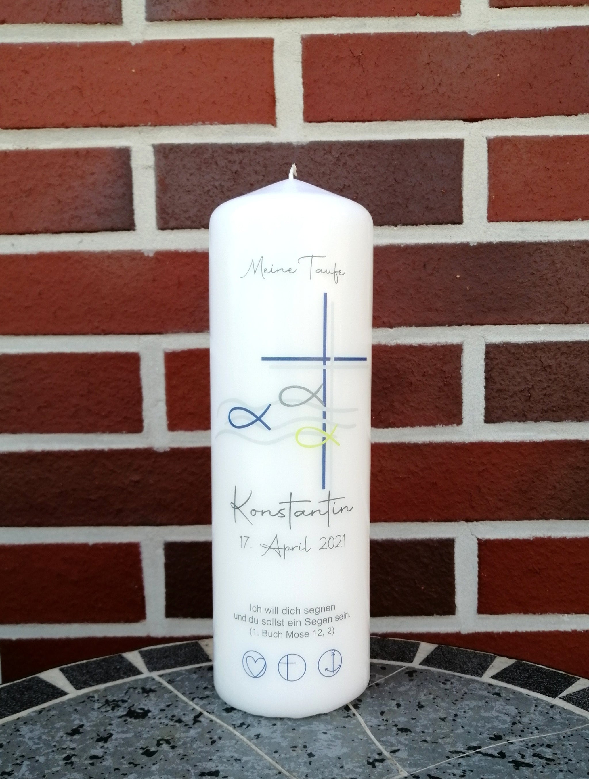 Taufkerze personalisiert mit Namen Datum und Taufspruch "Kreuz Fische blau", Junge/ Mädchen