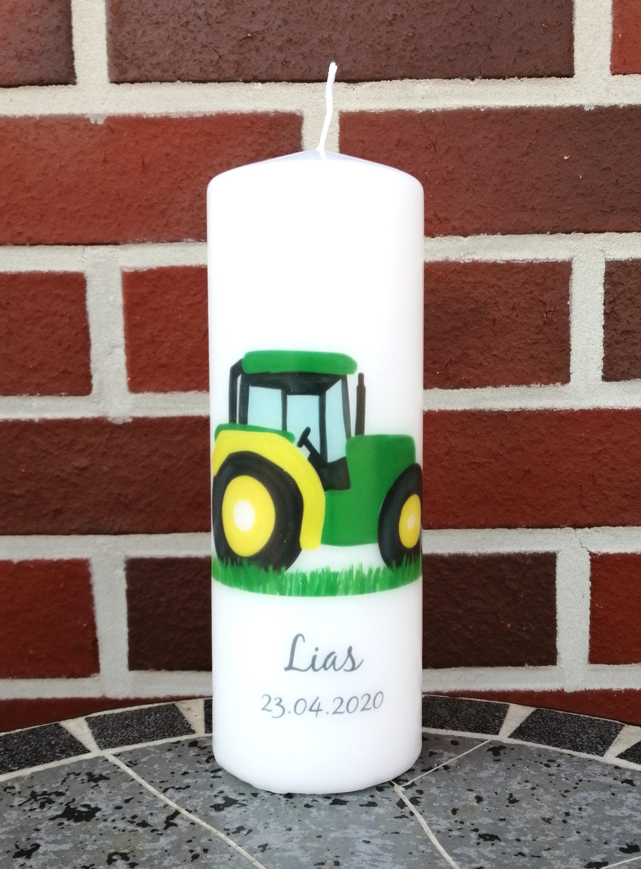 Geburtstagskerze/ Geburtskerze personalisiert mit Namen und Geburtsdatum "Trecker" / Geburt/ Taufe/ Geburtstag