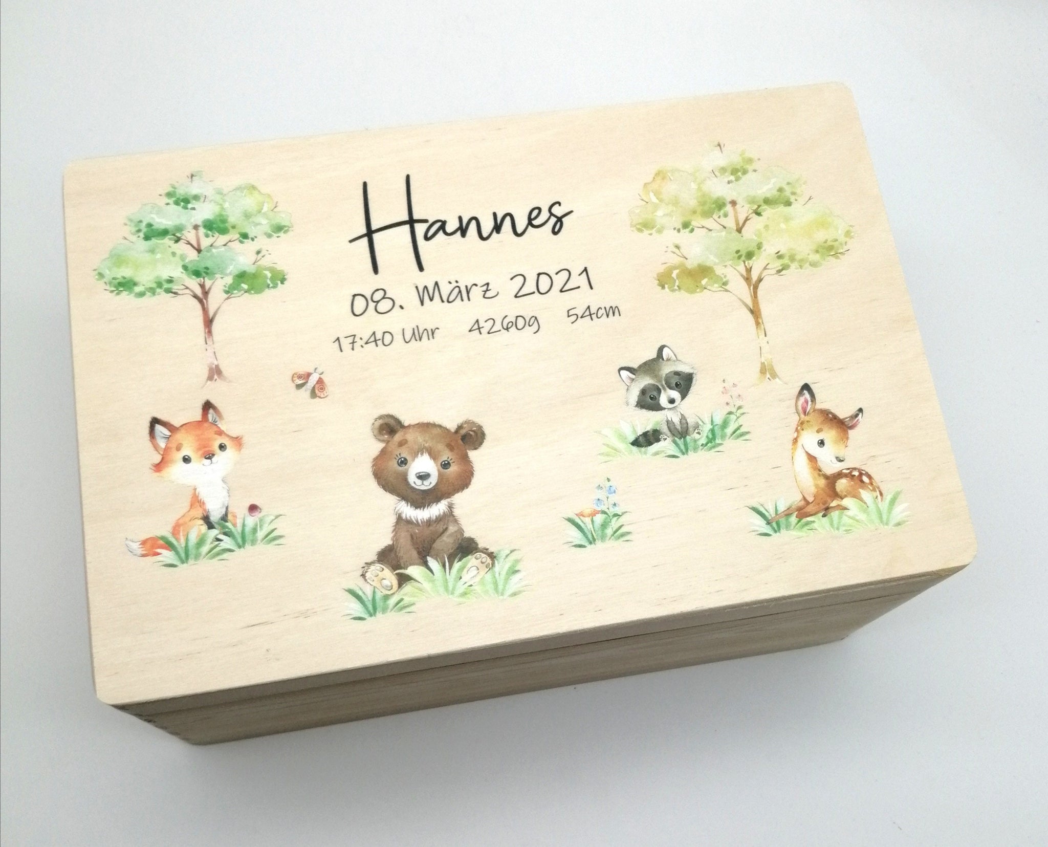 Erinnerungskiste Baby mit Namen "Waldtiere 2" Geburtsdatum Erinnerungsbox für Kinder