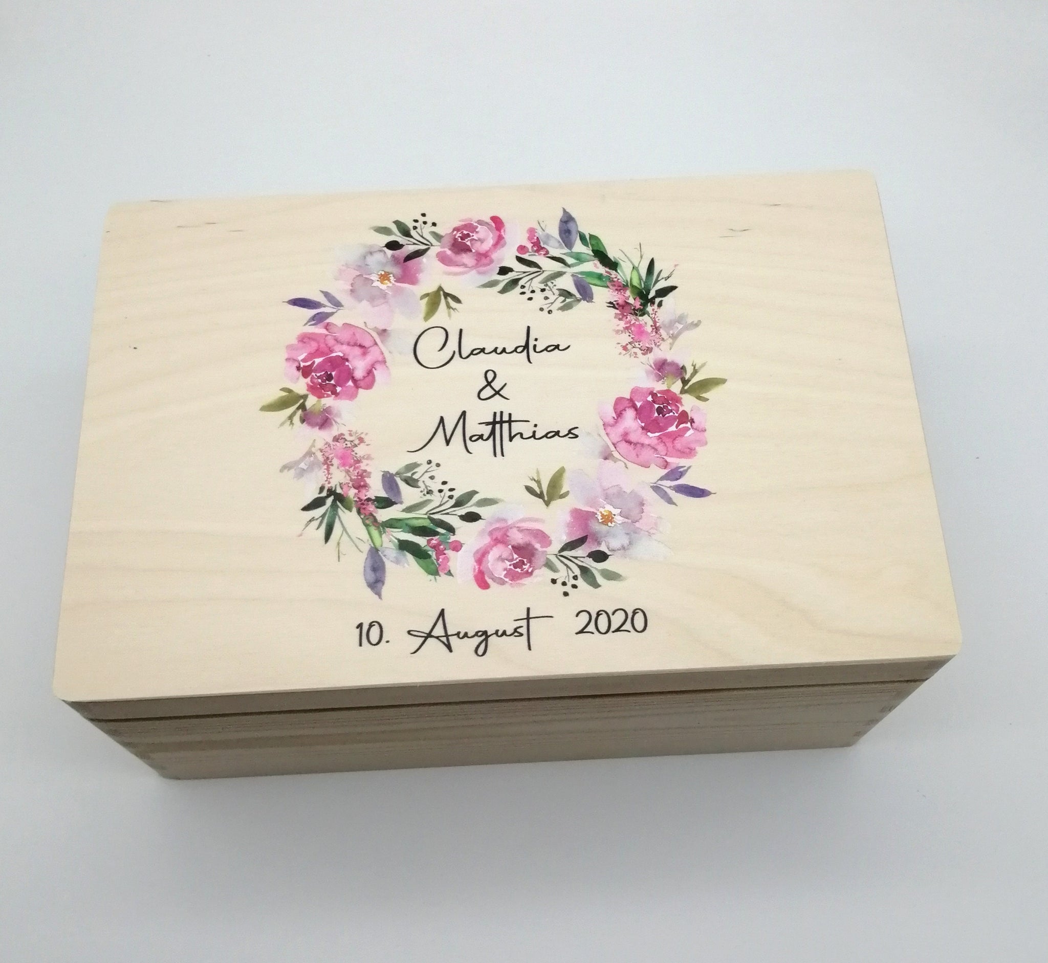 Erinnerungskiste Hochzeit mit Namen "Blumenkranz 2" Hochzeitsdatum Erinnerungsbox zur Trauung