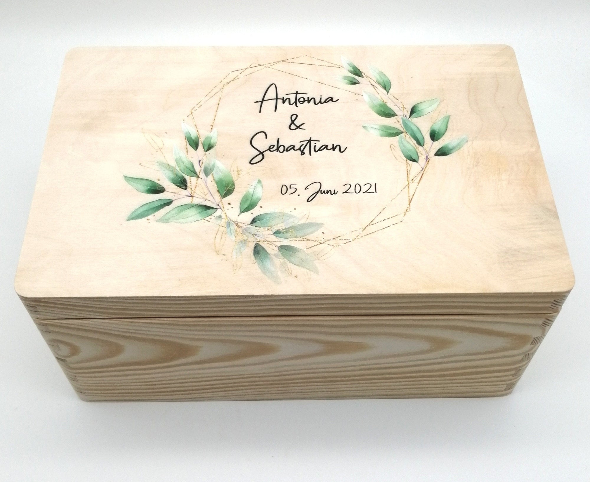 Erinnerungskiste Hochzeit mit Namen "Rahmen Blätter" Hochzeitsdatum Erinnerungsbox zur Trauung Geschenk zur Hochzeit personalisierte Holzbox