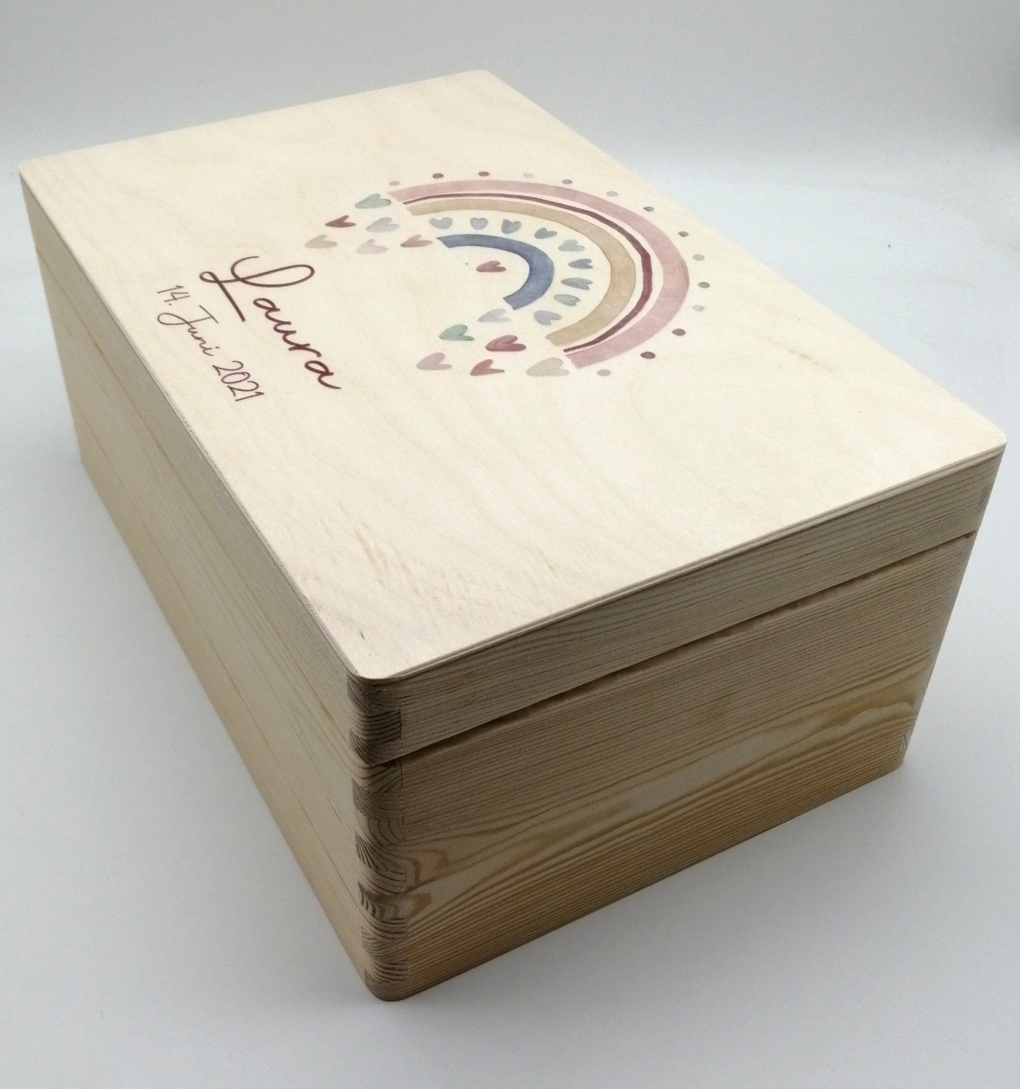 Erinnerungskiste Baby mit Namen "Regenbogen Herz" Erinnerungskiste Kinder, Erinnerungsbox bedruckt, Taufgeschenk, Geschenk zur Geburt, Baby