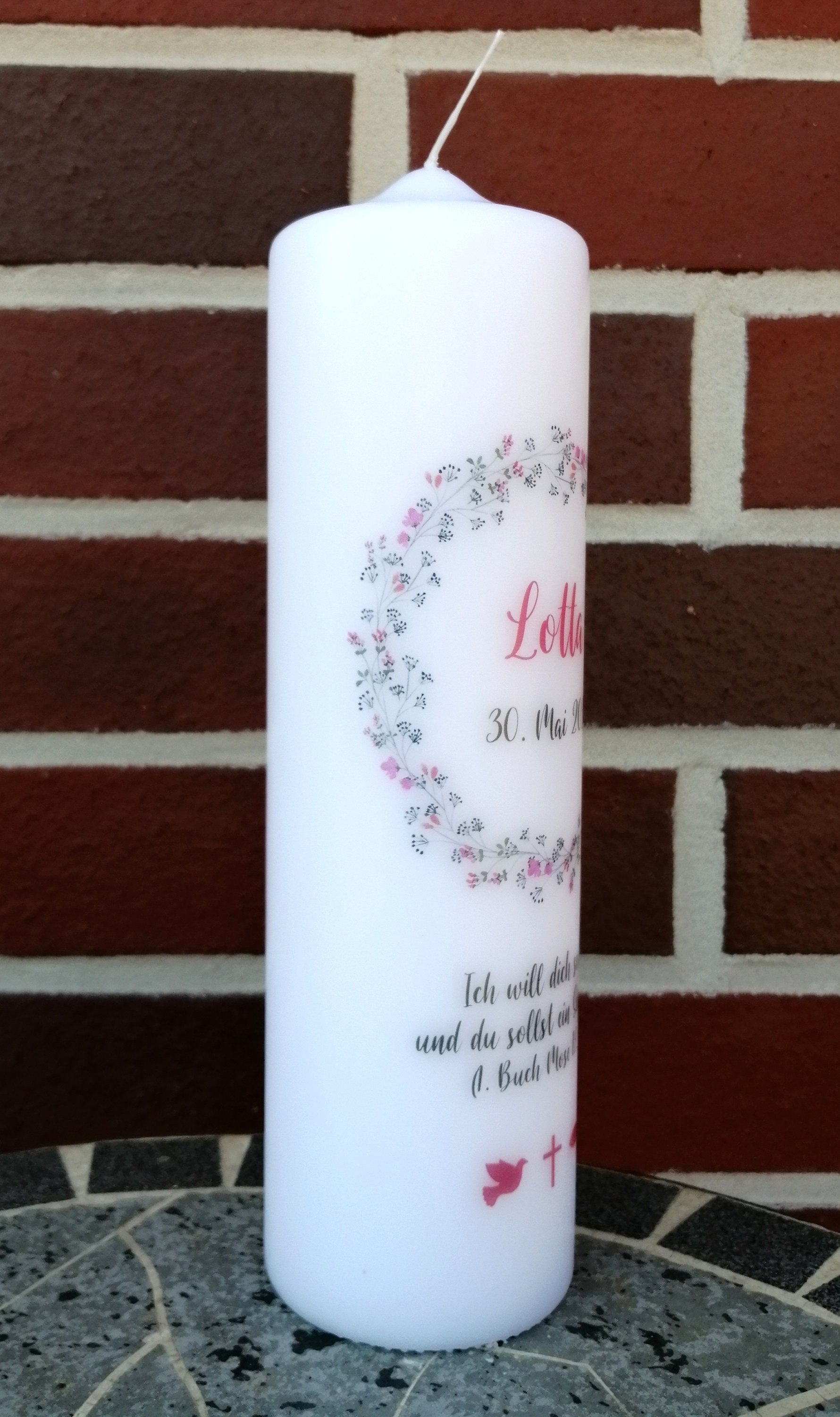 Taufkerze personalisiert mit Namen Datum und Taufspruch "Blumenkranz 7", Junge/ Mädchen