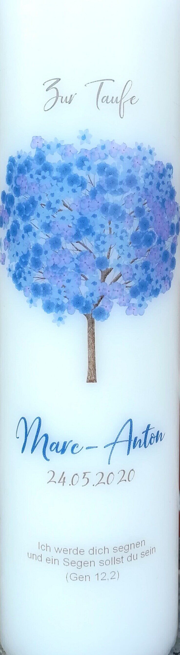 Taufkerze personalisiert mit Namen Datum und Taufspruch "Baum blau", Junge/ Mädchen