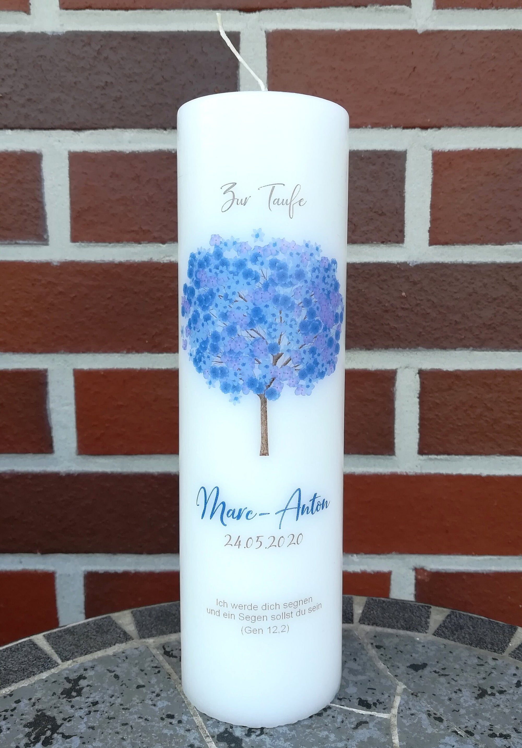 Taufkerze personalisiert mit Namen Datum und Taufspruch "Baum blau", Junge/ Mädchen