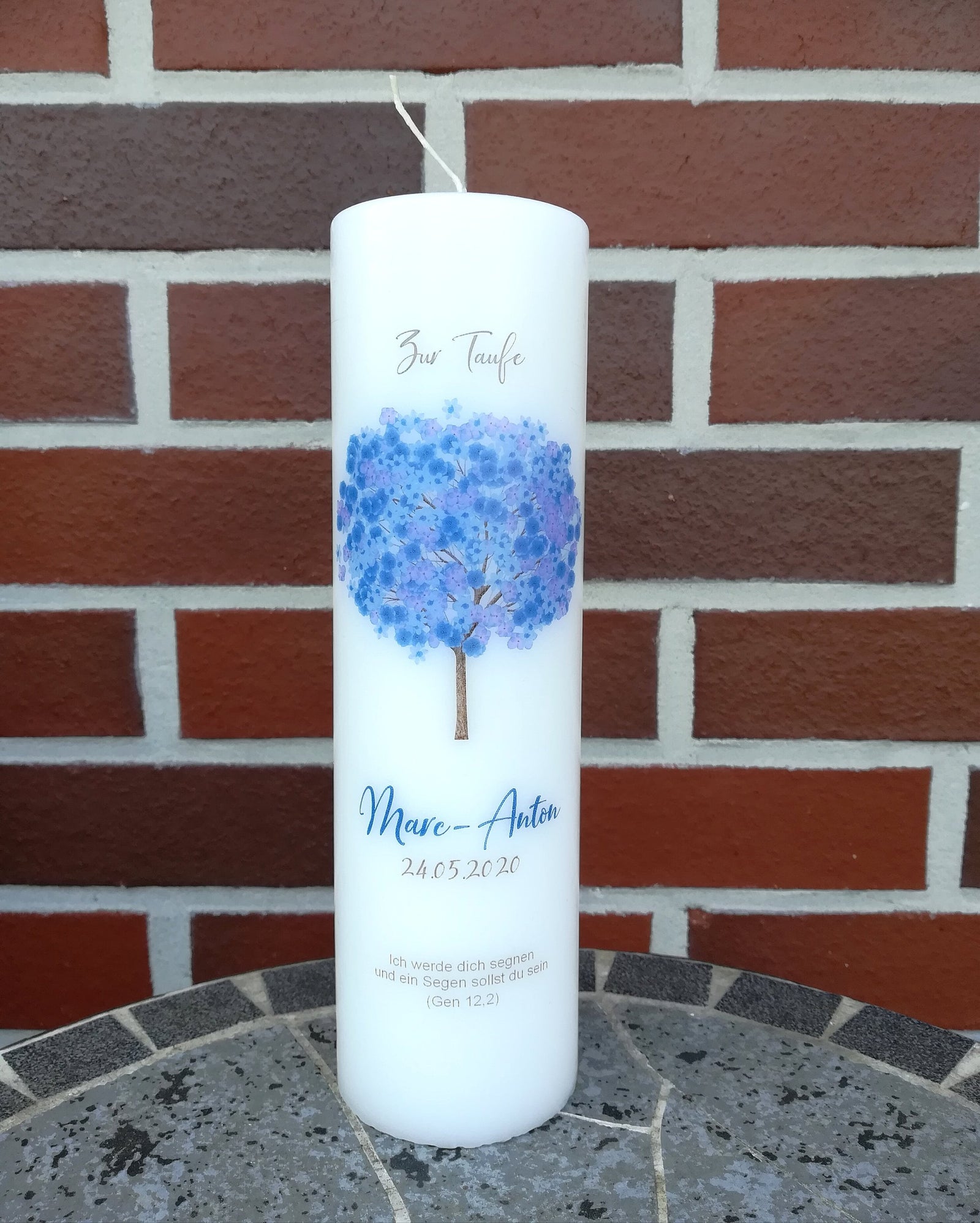 Taufkerze personalisiert mit Namen Datum und Taufspruch "Baum blau", Junge/ Mädchen