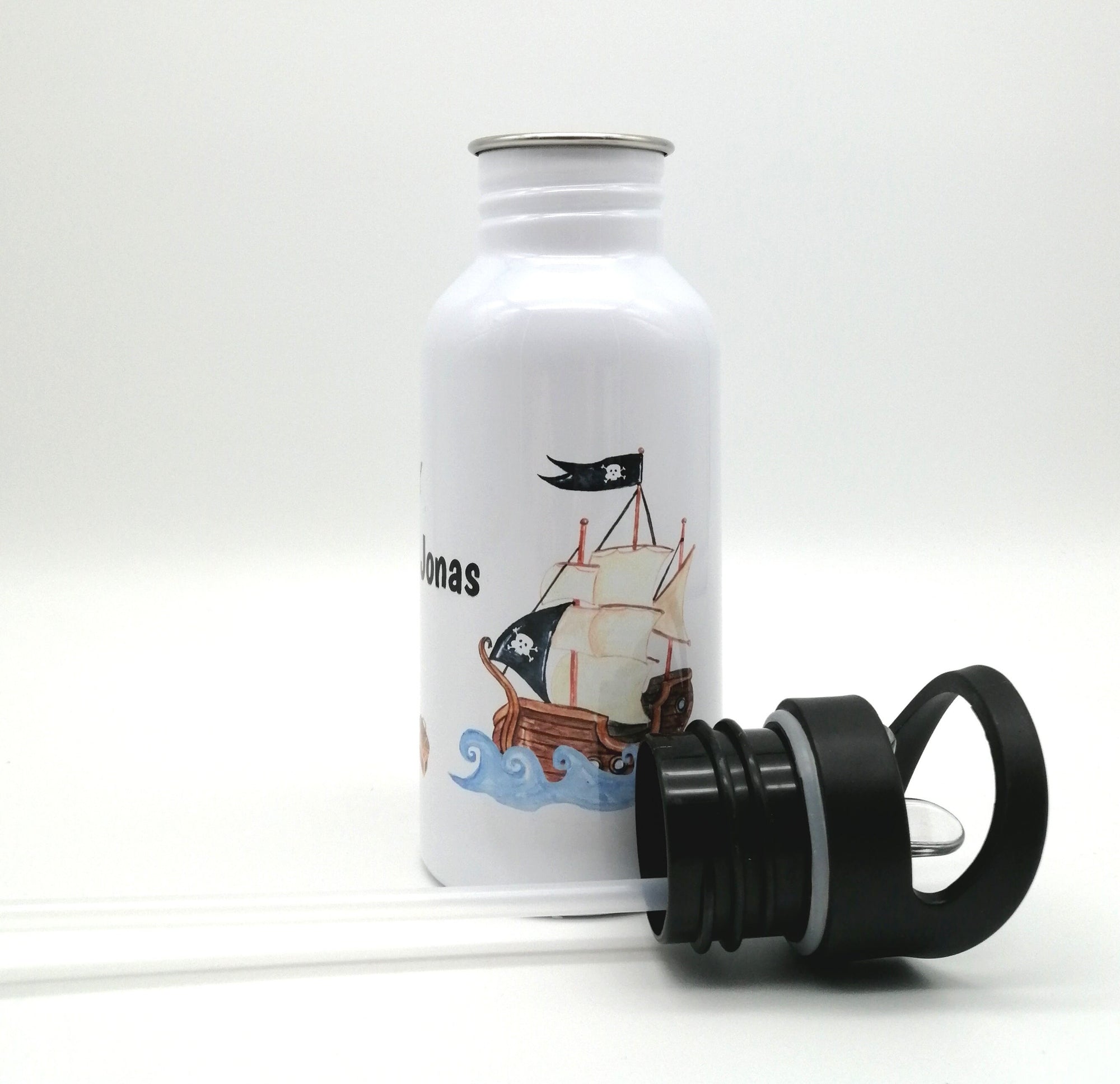 Trinkflasche mit Namen "Pirat"/ Kindergarten/ Schule/ Sport/ 500ml mit Strohhalm