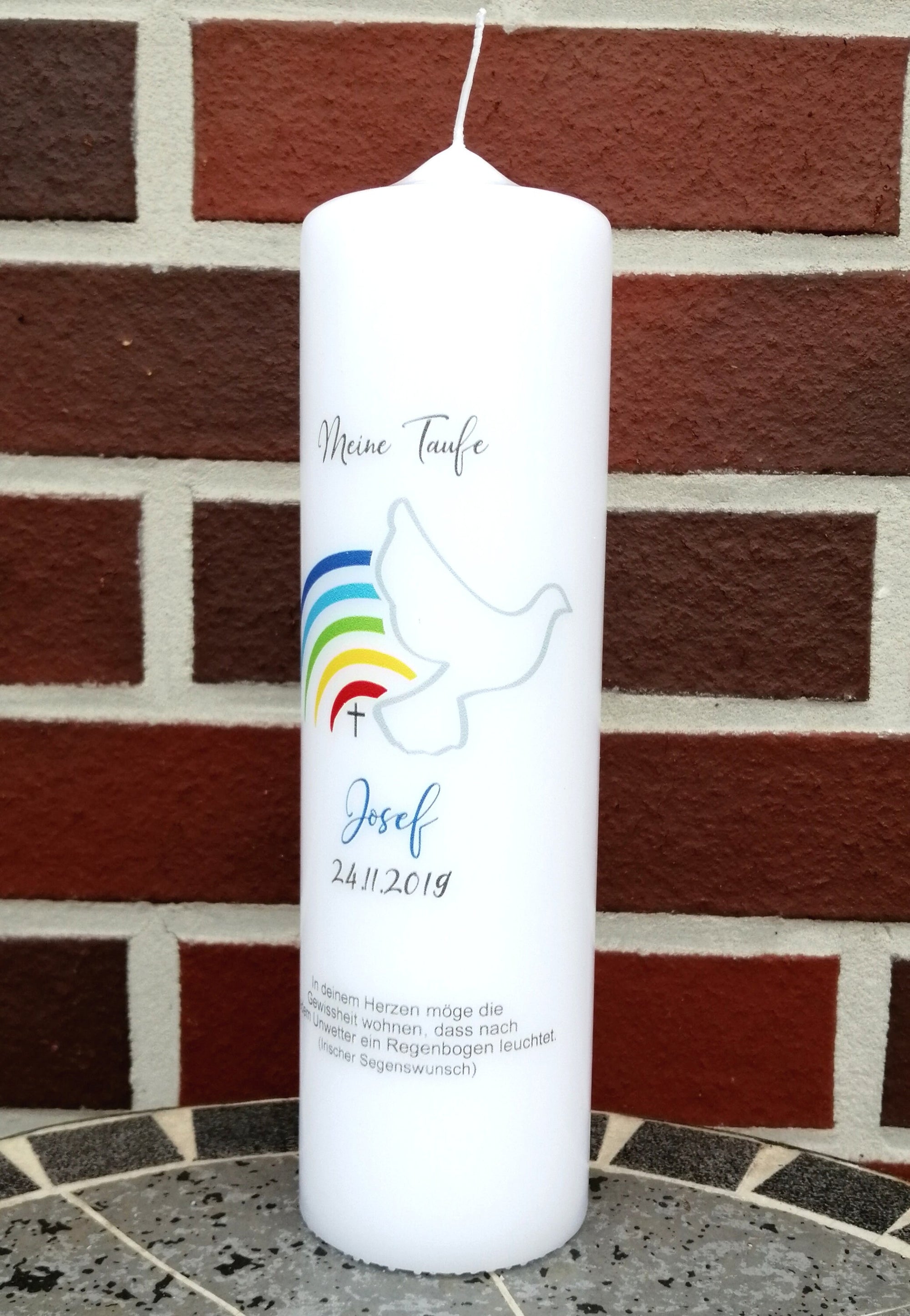 Taufkerze personalisiert mit Namen Datum und Taufspruch "Regenbogen Taube", Junge/ Mädchen